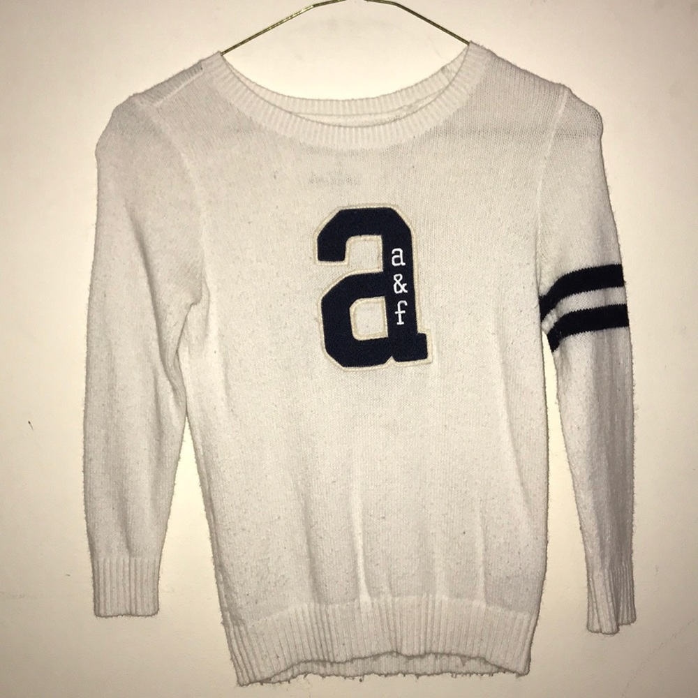 abercrombie kids Cream logo sweater